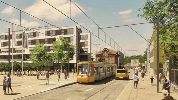 Eine modern gestaltete Straßenansicht mit Schienen, auf denen eine Straßenbahn fährt. Links befinden sich Gebäude mit Fenstern und Grünflächen. Passanten bewegen sich auf dem Bürgersteig, während Bäume und Sonnenschein die Szene beleben. Rechts ist ein weiterer Verkehrstransport zu sehen.