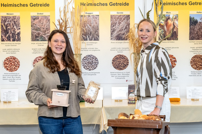 Teaserbild für Neue Lehrschau „Vom Feld auf den Teller“ im Ernährungszentrum