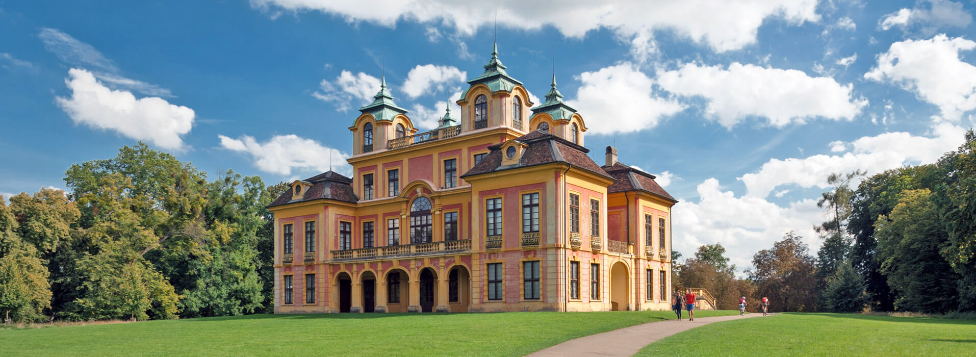 Header Bild: Schloss Favorite 