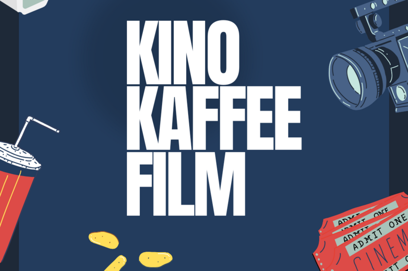 Das Bild zeigt den Schriftzug „KINO KAFFEE FILM“ in großen Buchstaben auf blauem Hintergrund. Um den Text sind Symbole von Kinobezogenen Elementen wie 3D-Brillen, einer Kamera, Popcorn, einem Getränk und Eintrittskarten angeordnet.